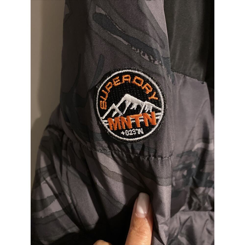 Super Dry Mens Quilted Everest Black Gray Camo Winter Jacket Outerwear Sz XL - Picture 6 of 10